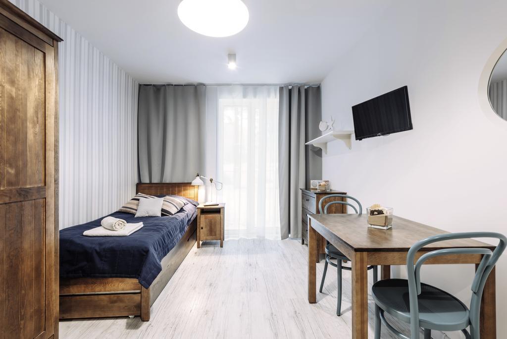 Ow Posejdon Dzwirzyno Hotel Екстериор снимка