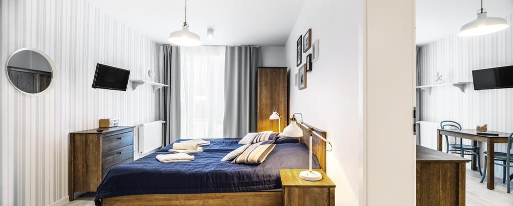Ow Posejdon Dzwirzyno Hotel Екстериор снимка